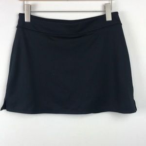 sports short skirt